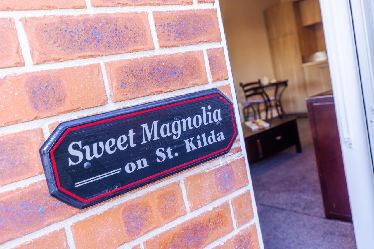 Sweet Magnolia 1 Or 2 Bedroom Suite St Kilda Cambridge With Complimentary Continental Breakfast ภายนอก รูปภาพ