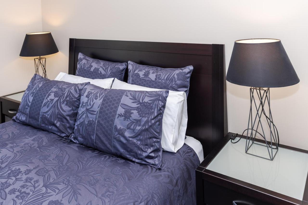 Sweet Magnolia 1 Or 2 Bedroom Suite St Kilda Cambridge With Complimentary Continental Breakfast ภายนอก รูปภาพ